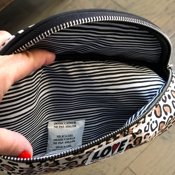 Brighton Wild Cat Leopard animal print belt bag New with Tags - Picture 7 of 7